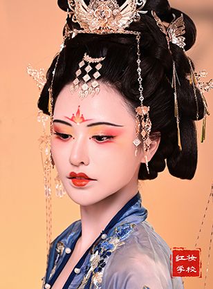 唐妝作(zuò)品|海口紅妝化妝培訓學(xué)校盛唐花(huā)魁妝造